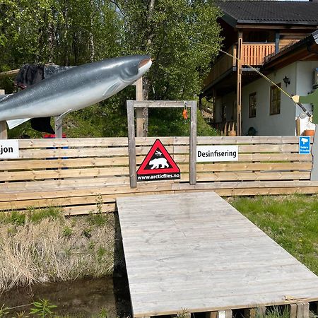 Ferienwohnung Skaidi Logde- Near Salomon River And Golf Course Hammerfest Exterior foto